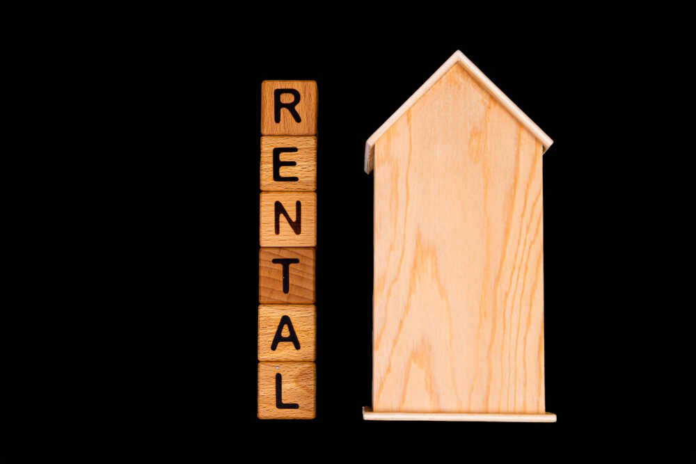 House for rent sign. Blackhorse Electrical, London.
